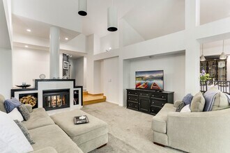 2925 Minnehaha Curve in Wayzata, MN - Building Photo - Building Photo