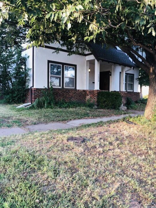 1618 W Pine St in Wichita, KS - Building Photo