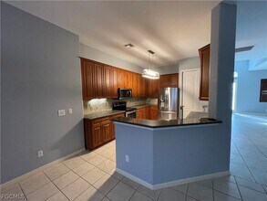 3023 Lake Manatee Ct in Cape Coral, FL - Building Photo - Building Photo