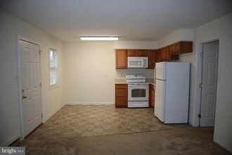 528 Winder St in Salisbury, MD - Building Photo - Building Photo