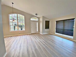 16834 Rockwell Heights Ln in Clermont, FL - Building Photo - Building Photo