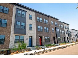 848 S Woodlawn Ave in St. Paul, MN - Building Photo