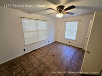 1189 Pebble Beach Rd in Lakehills, TX - Building Photo - Building Photo