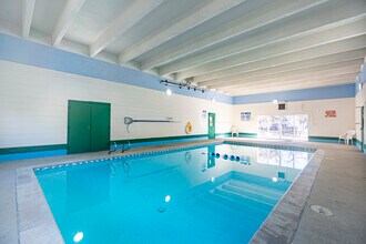 Aspen Bluff in Colorado Springs, CO - Building Photo - Other