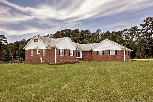 329 Eddies Ln in Fayetteville, NC - Building Photo - Building Photo