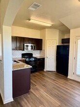 500 Foxglove Dr in Hutto, TX - Building Photo - Building Photo