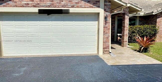 10981 NW 7th St in Coral Springs, FL - Building Photo - Building Photo