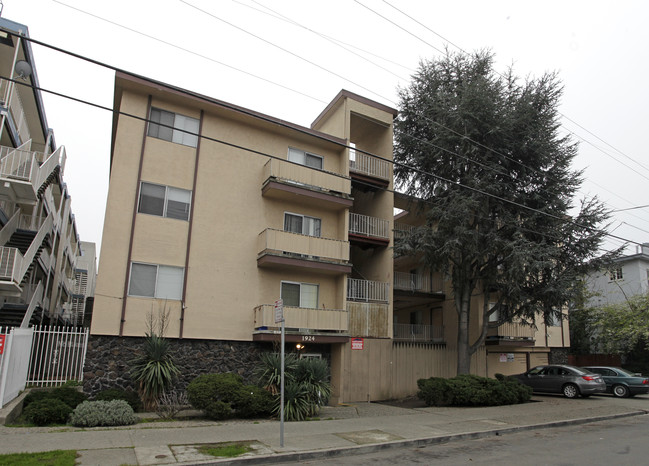 East Lake Court in Oakland, CA - Foto de edificio - Building Photo