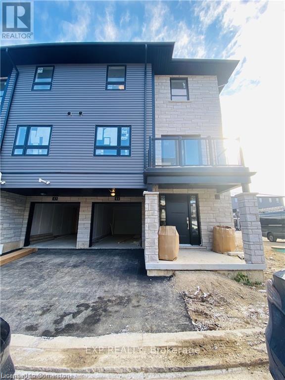 51-51 Sparrow Ave