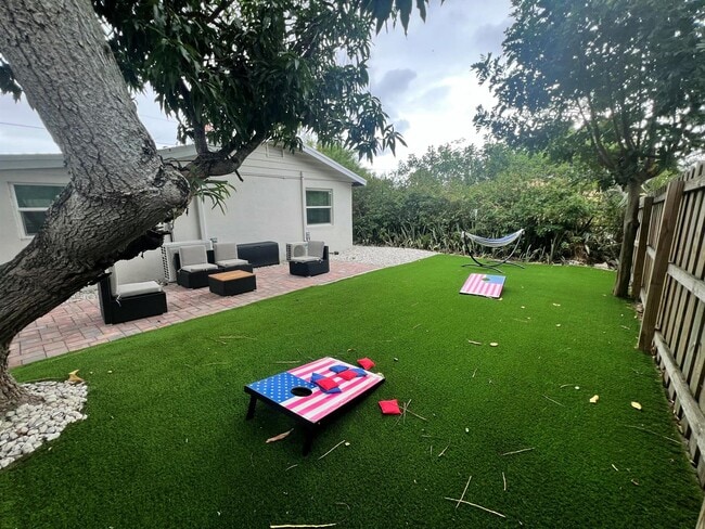 property at 2730 Lake Ave
