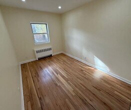 430 W 259th St in Bronx, NY - Building Photo - Building Photo