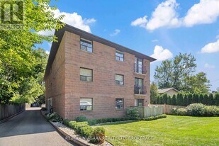 78 Welland St N in Thorold, ON - Building Photo