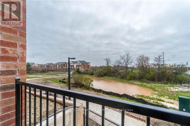 2508 Post Rd in Oakville, ON - Building Photo - Building Photo