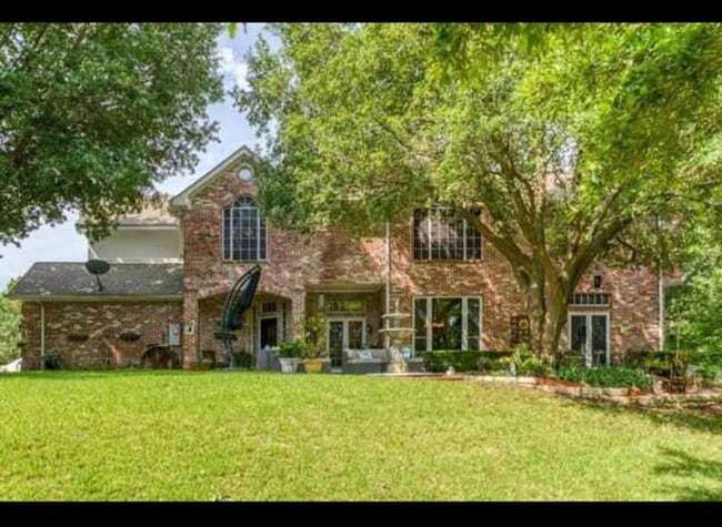 property at 634 Loch N Green Trail