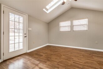 3313 Meadow Ln in Edmond, OK - Building Photo - Building Photo