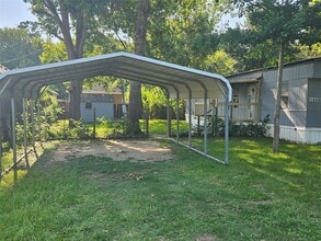11453 Underwood St in Willis, TX - Building Photo - Building Photo