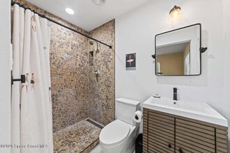 231 Fifth Ave in Melbourne Beach, FL - Building Photo - Building Photo