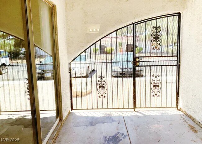3516 Folage Dr in Las Vegas, NV - Foto de edificio - Building Photo