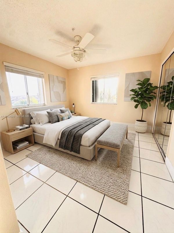 6350 W 22nd Ct in Hialeah, FL - Building Photo - Building Photo