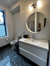 1600 Lowrie St in Pittsburgh, PA - Building Photo - Building Photo