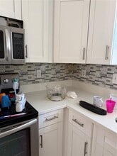 7210 N Manhattan Ave in Tampa, FL - Building Photo - Building Photo