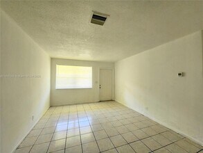 2254 NW 59th Terrace in Lauderhill, FL - Building Photo - Building Photo