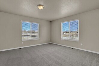 2688 Sierra Springs Dr in Colorado Springs, CO - Building Photo - Building Photo