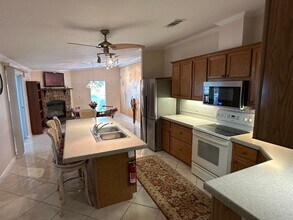 32 Sonderhen Dr in Naples, FL - Building Photo - Building Photo