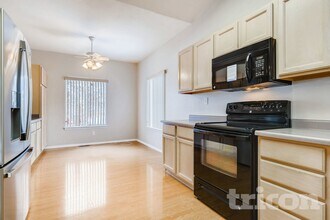 633 Golden Eagle Dr in Colorado Springs, CO - Building Photo - Building Photo