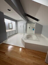 1 Morning Breeze Ct in Silver Spring, MD - Foto de edificio - Building Photo