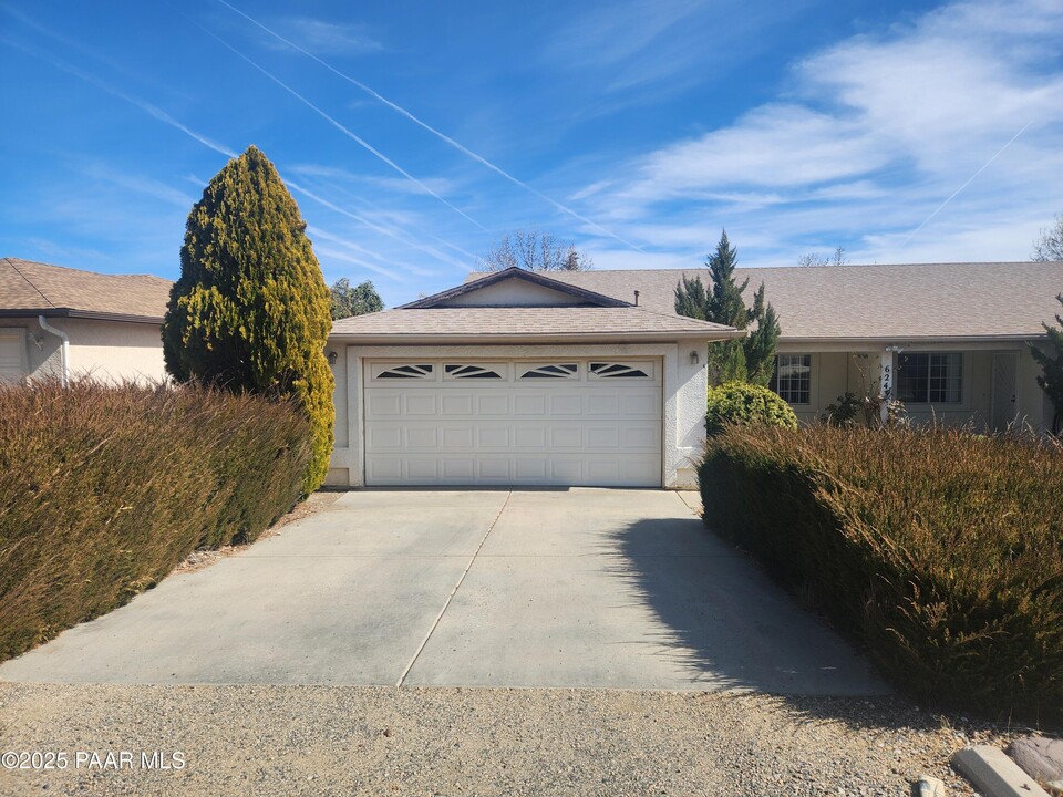 6243 N Buckboard Dr in Prescott Valley, AZ - Building Photo