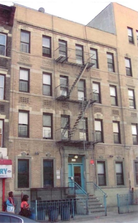 1658 St Johns Pl in Brooklyn, NY - Building Photo