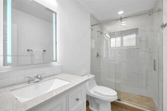 326 SW 14th St in Dania Beach, FL - Building Photo - Building Photo