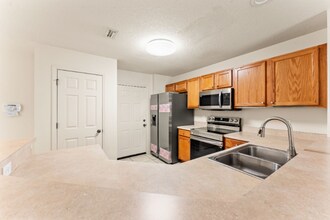 8550 Argyle Business Loop in Jacksonville, FL - Building Photo - Building Photo