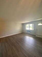 612 Prosperity Farms Rd in North Palm Beach, FL - Building Photo - Building Photo