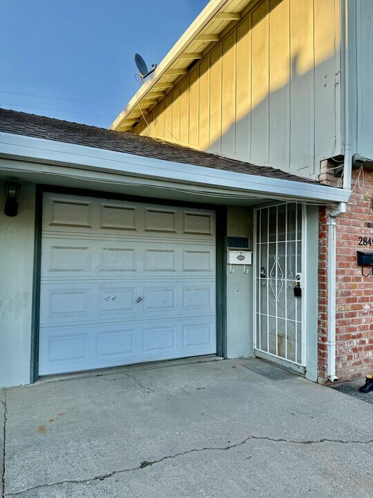 2849-2849 Sweet Way in Sacramento, CA - Building Photo