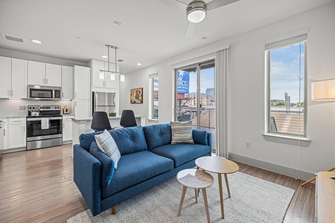 710 E 3rd St in Austin, TX - Building Photo