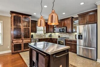 110 Walnut Cove Blvd SW in Huntsville, AL - Foto de edificio - Building Photo