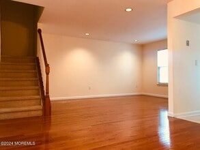 28 Alpine Rd in Holmdel, NJ - Building Photo - Building Photo