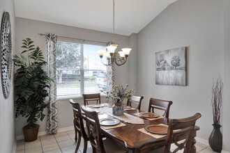 520 Pineloch Dr in Haines City, FL - Building Photo - Building Photo