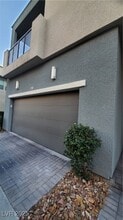 11251 Hidden Peak Ave in Las Vegas, NV - Building Photo - Building Photo