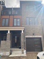 45 Baskett St in Brantford, ON - Building Photo