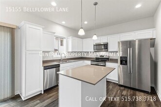 15155 Bellflower Ln in Urbandale, IA - Building Photo - Building Photo