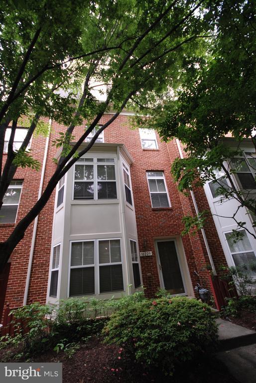 property at 10229 Rutland Round Rd