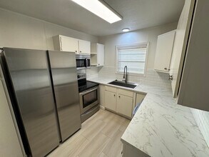 203 Shelter Ln in Livingston, TX - Foto de edificio - Building Photo