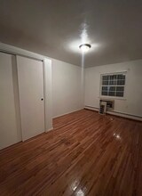 2117 Canarsie Rd in Brooklyn, NY - Building Photo - Building Photo