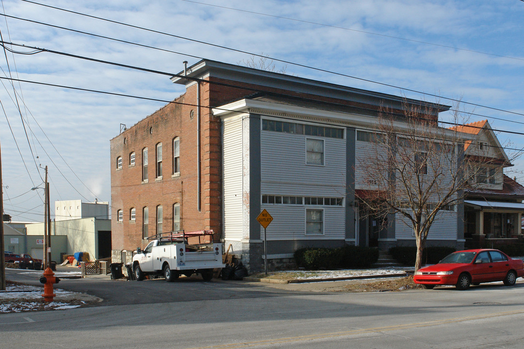 Cynthia in Louisville, KY - Building Photo