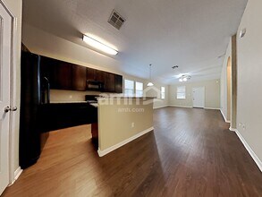 2324 Shady Tree Ln in Conroe, TX - Building Photo - Building Photo