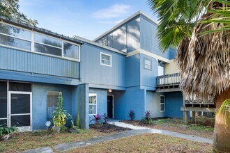 715 SW 75th St in Gainesville, FL - Building Photo - Building Photo