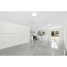 933 NW 50th St in Miami, FL - Building Photo - Building Photo